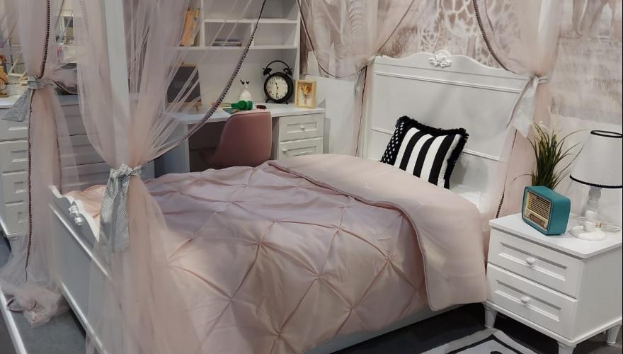 Hive Furniture Show